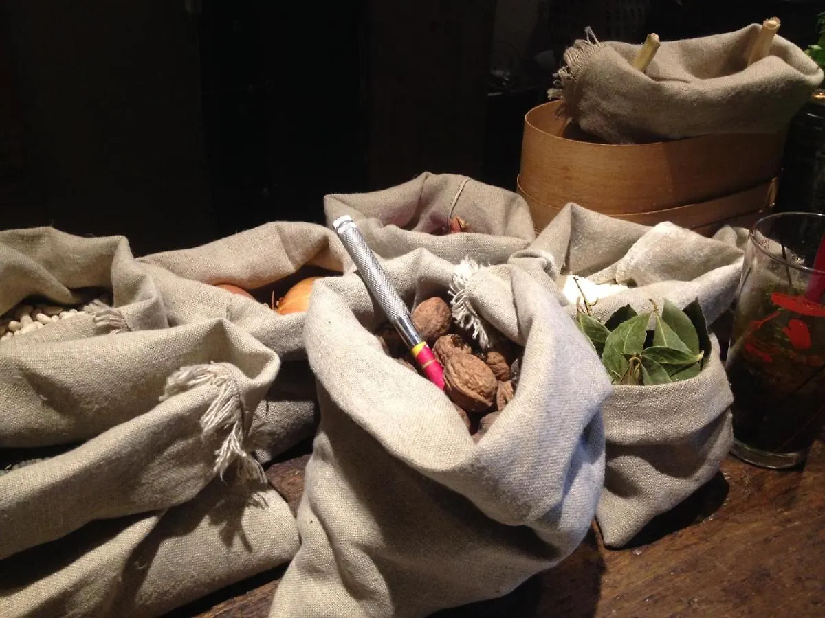 Chambres D'Hotes Le Secret Du Chat Cordes-sur-Ciel 0*,